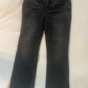 Madewell Women's Kick Out Crop Jeans in Black Rinse Wash